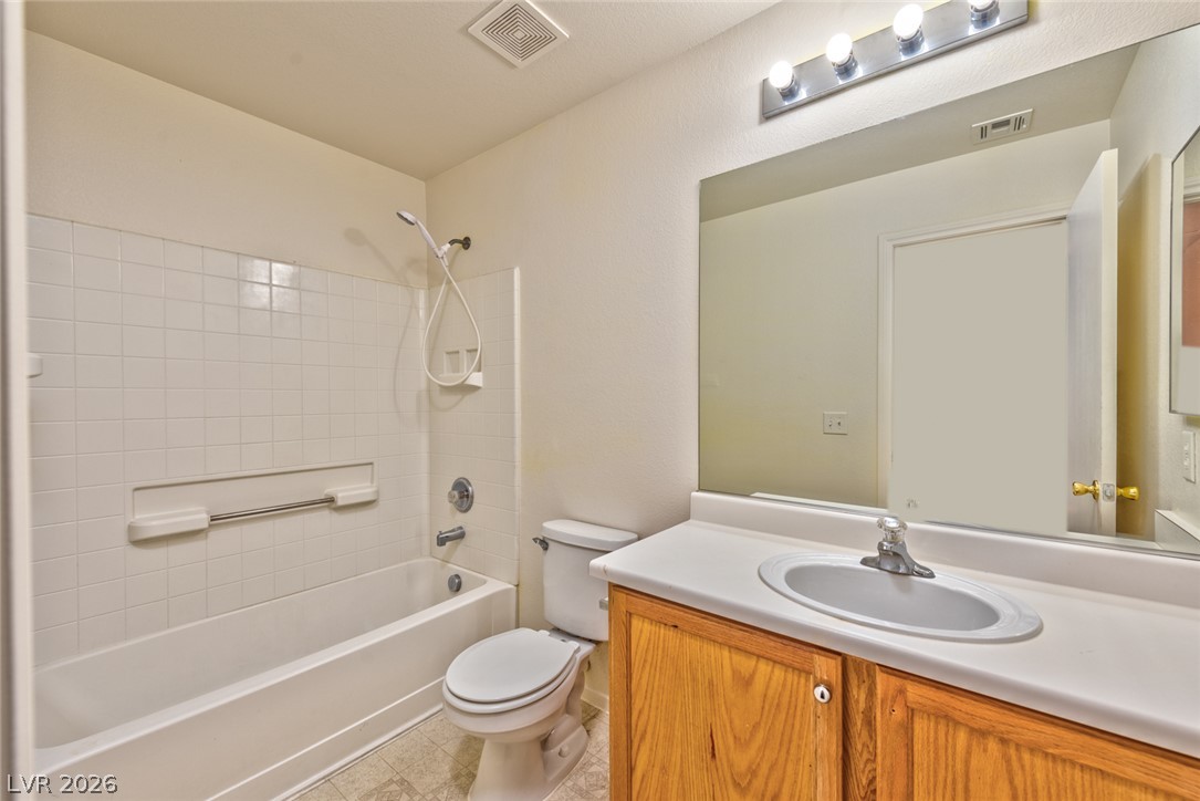 9219 Hollander Avenue Property Photo 8