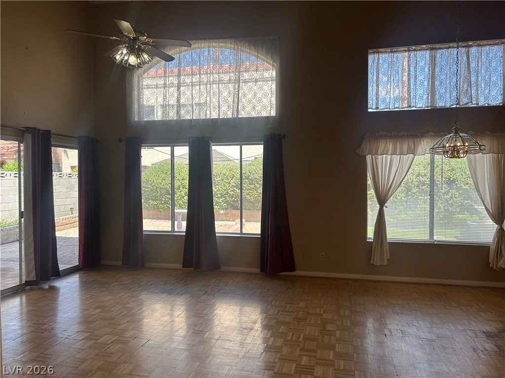 6616 Sterling Springs Parkway Property Photo 5