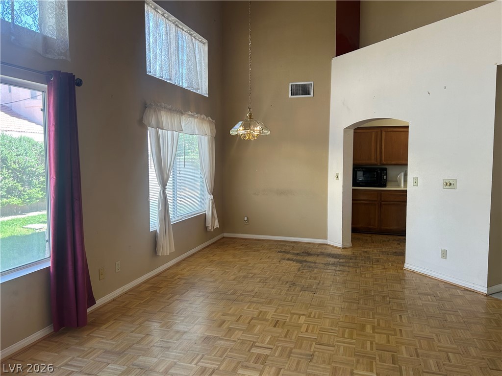 6616 Sterling Springs Parkway Property Photo 6