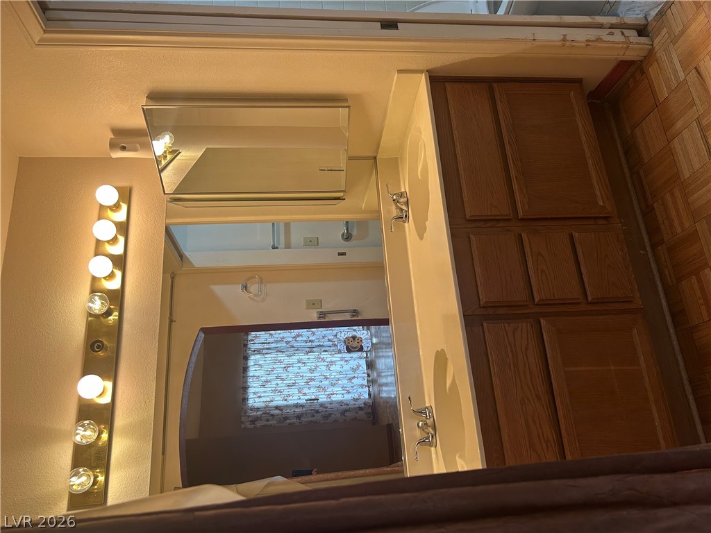 6616 Sterling Springs Parkway Property Photo 16