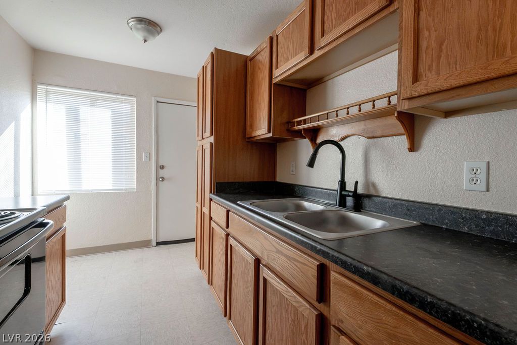 216 North 10th Street 2 Property Photo 14