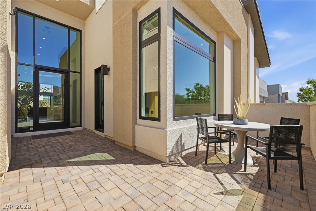 10794 Agate Cliffs Avenue Property Photo 5
