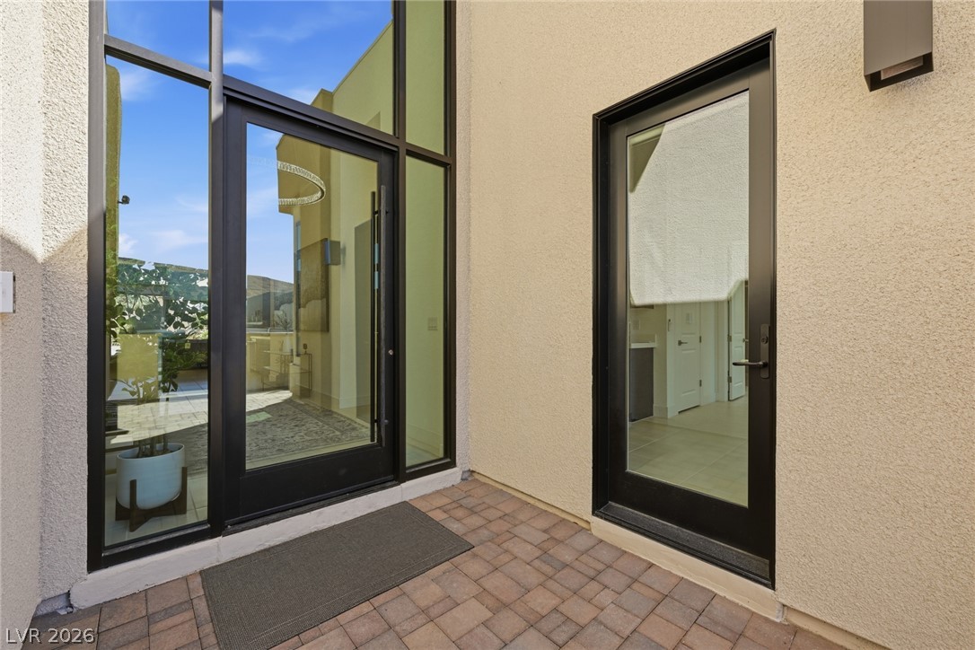 10794 Agate Cliffs Avenue Property Photo 6