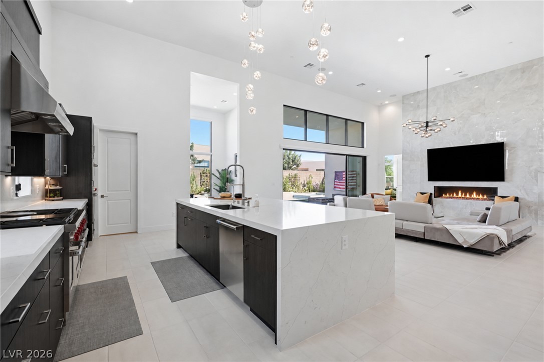 10794 Agate Cliffs Avenue Property Photo 12