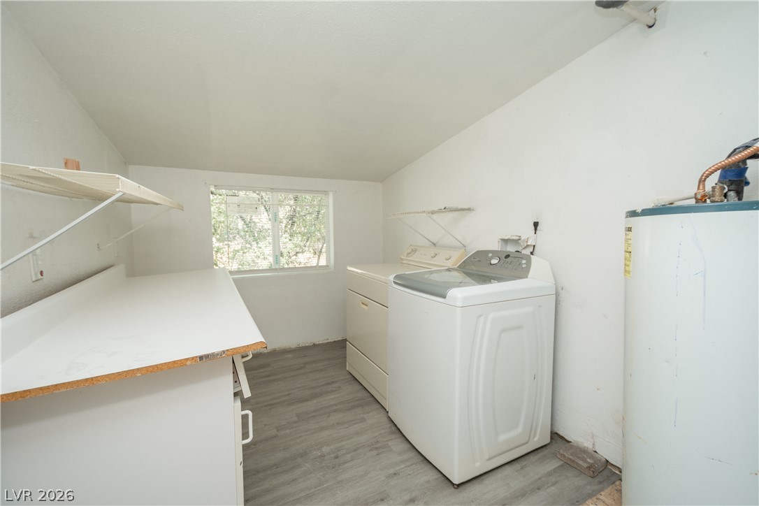 1130 North Leslie Street Property Photo 10