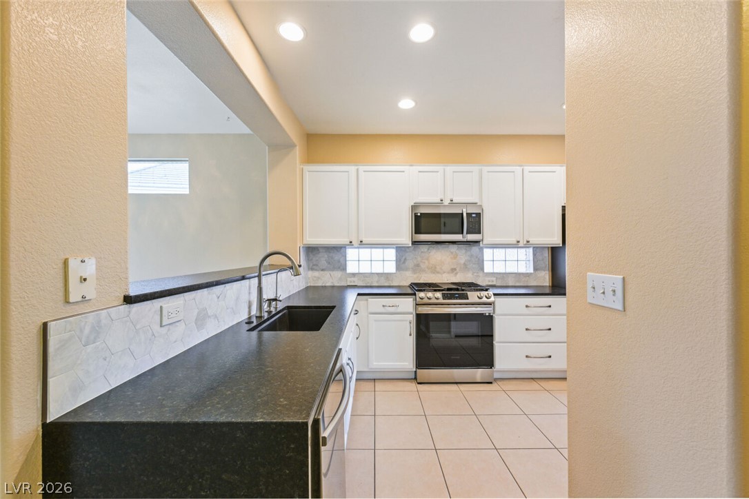 1813 Tiger Creek Avenue Property Photo 17