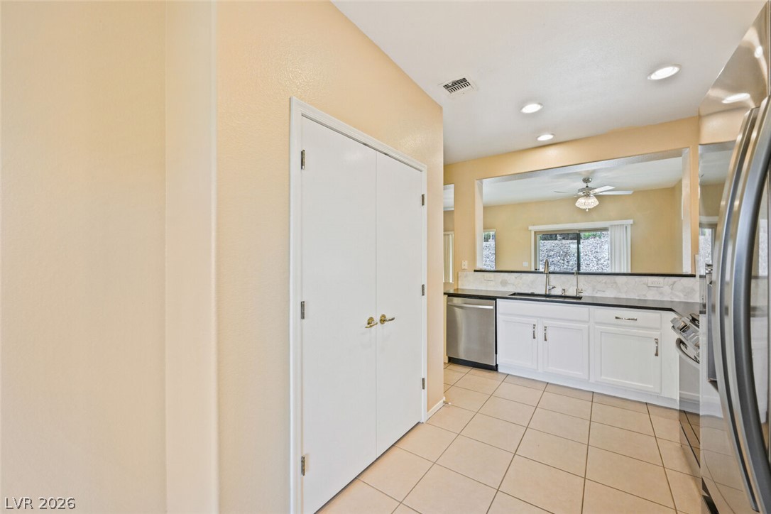 1813 Tiger Creek Avenue Property Photo 20
