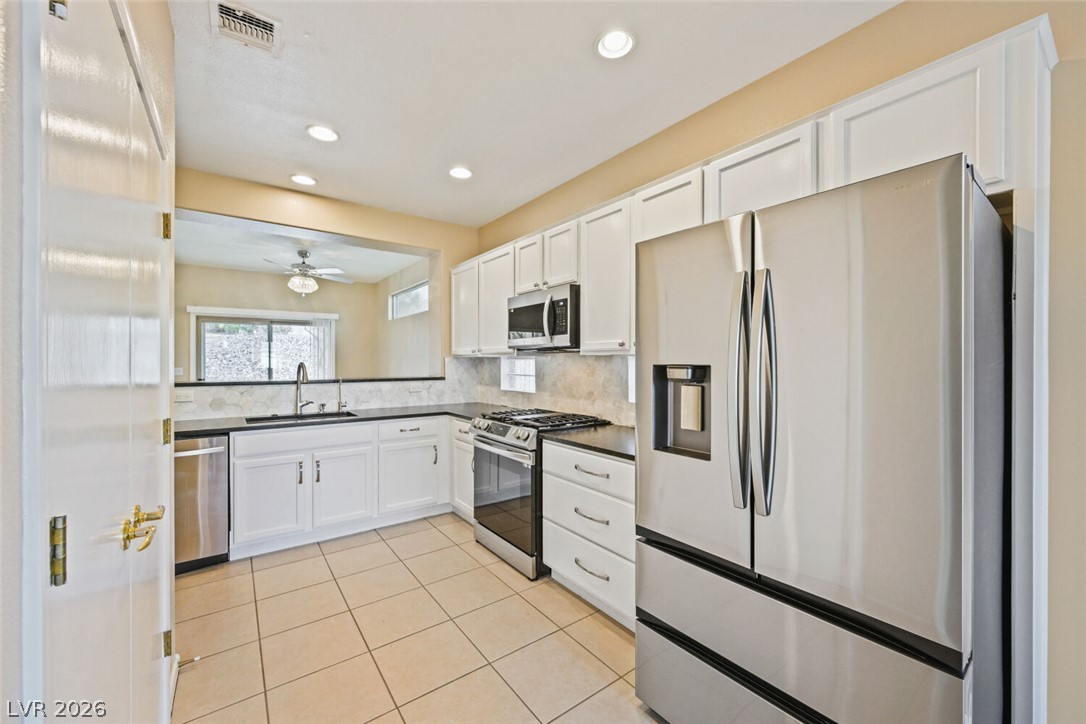 1813 Tiger Creek Avenue Property Photo 21