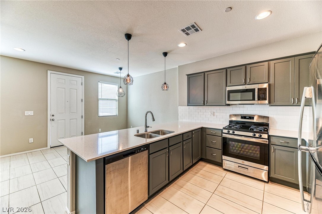 667 Sleeping City Avenue Property Photo 4