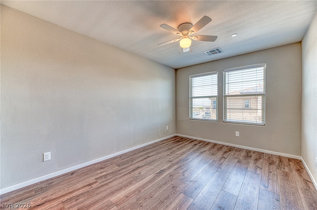 667 Sleeping City Avenue Property Photo 20