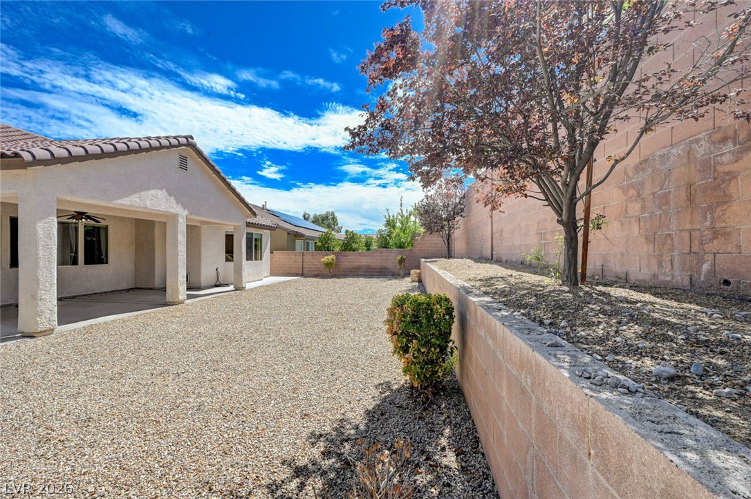 7221 Gentle Valley Street Property Photo 61