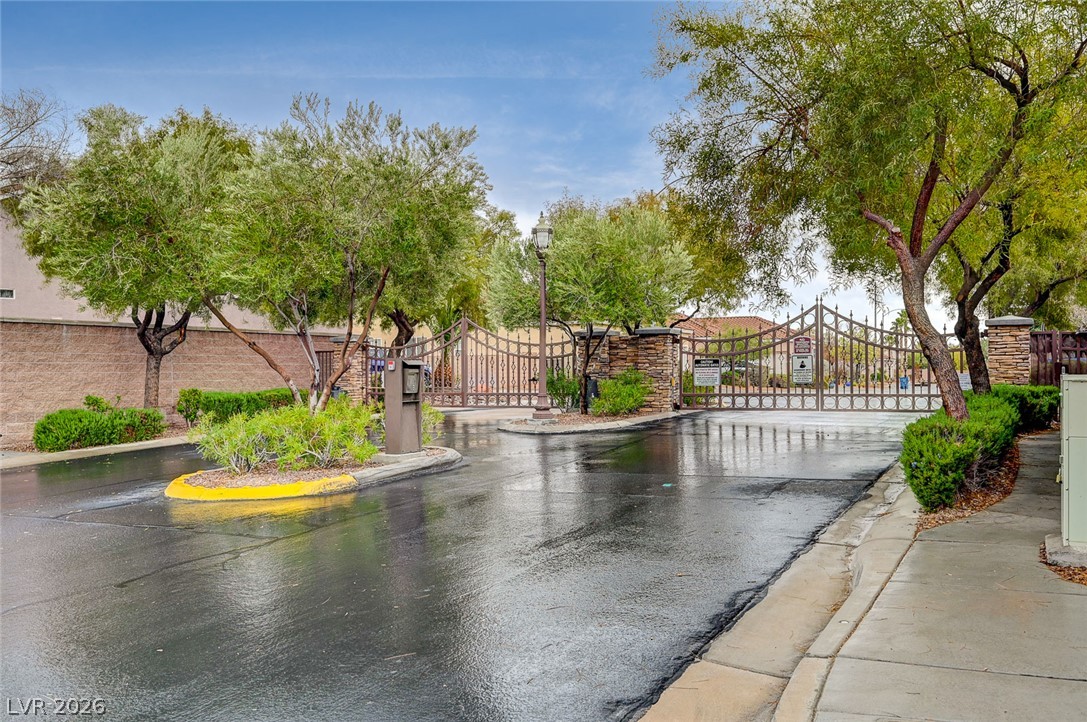 7221 Gentle Valley Street Property Photo 65
