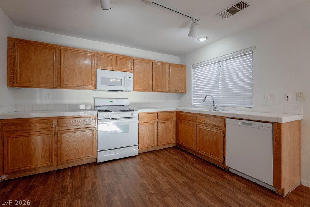 8379 Rockefeller Street Property Photo 12