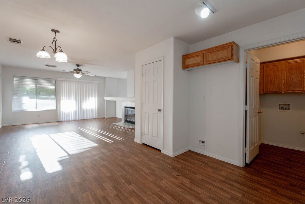 8379 Rockefeller Street Property Photo 14
