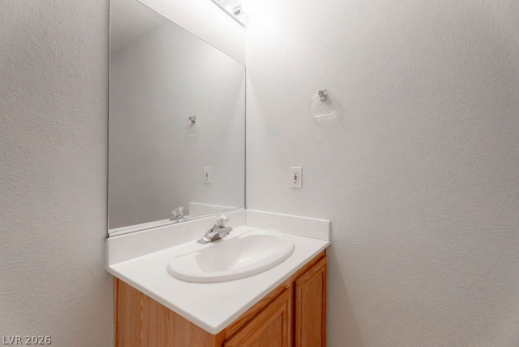 8379 Rockefeller Street Property Photo 18