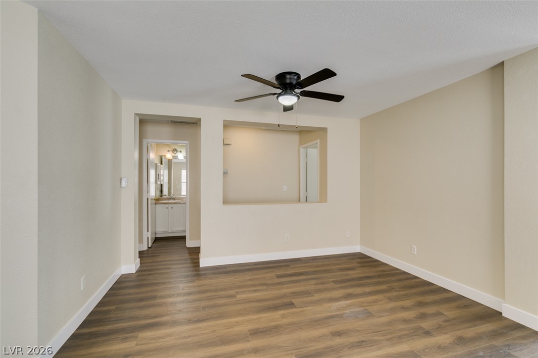 8628 Shady Pines Drive Property Photo 4