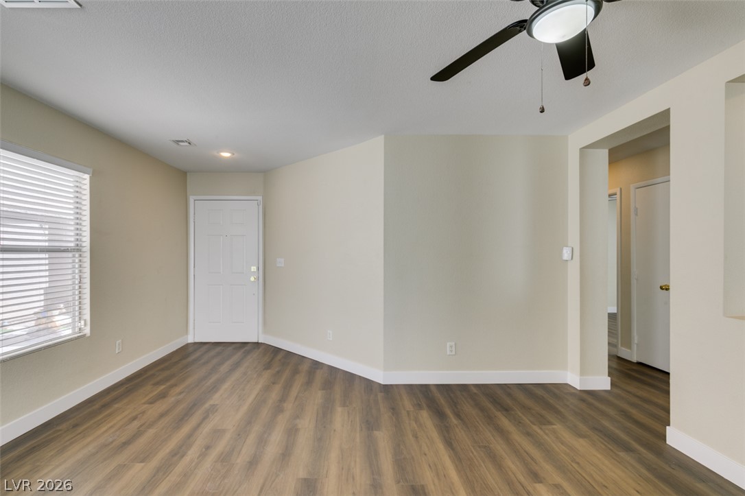 8628 Shady Pines Drive Property Photo 7