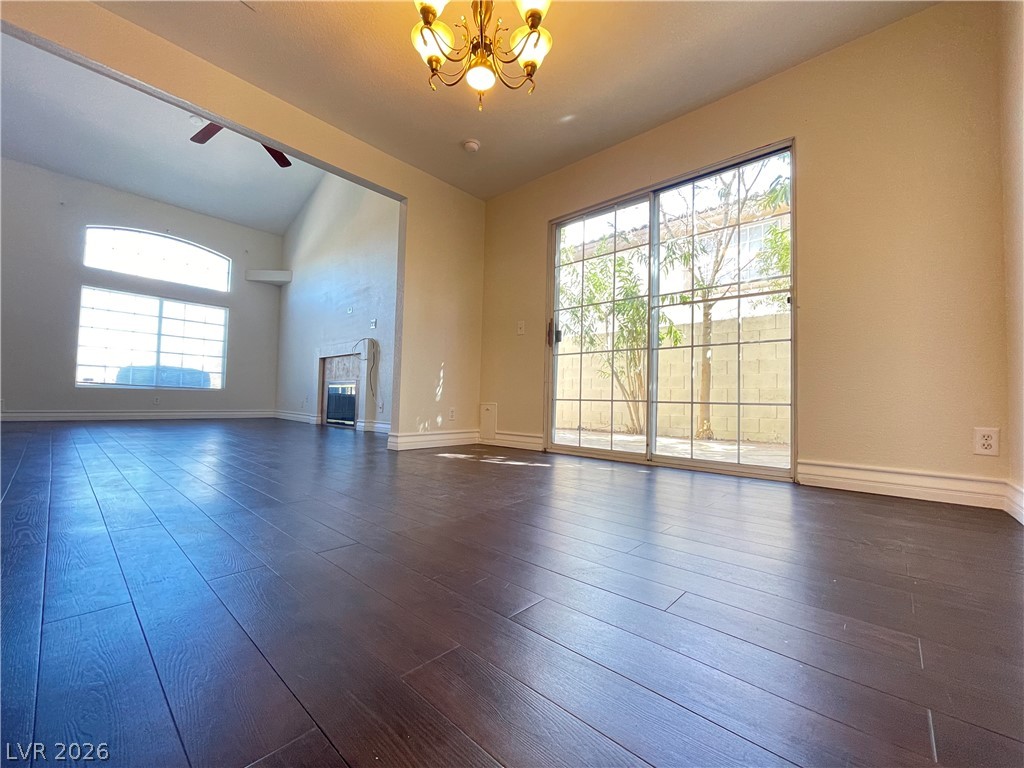 7725 Allano Way Property Photo 6