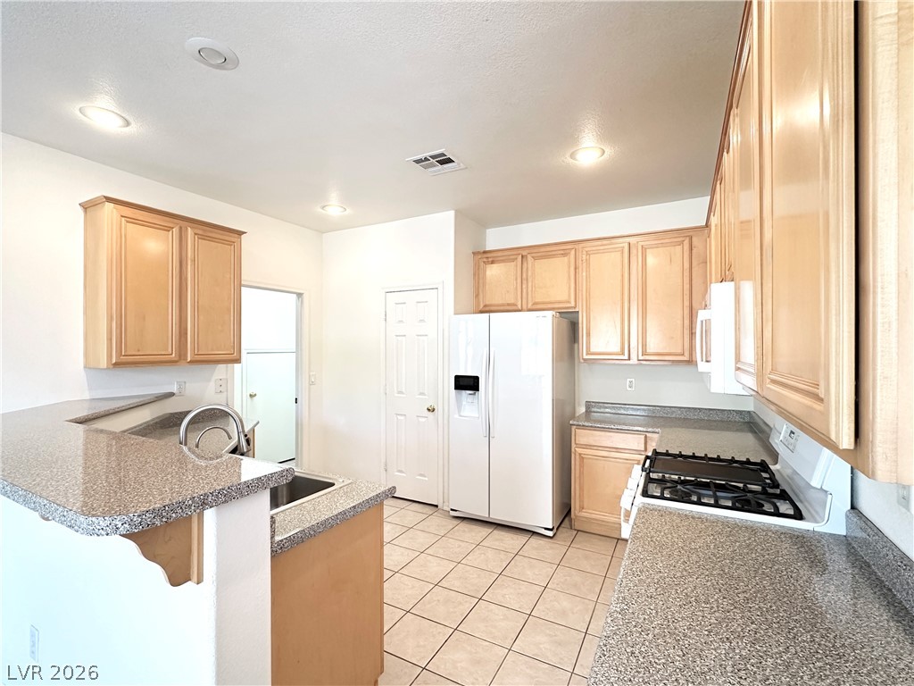 11238 Tribiani Avenue Property Photo 6