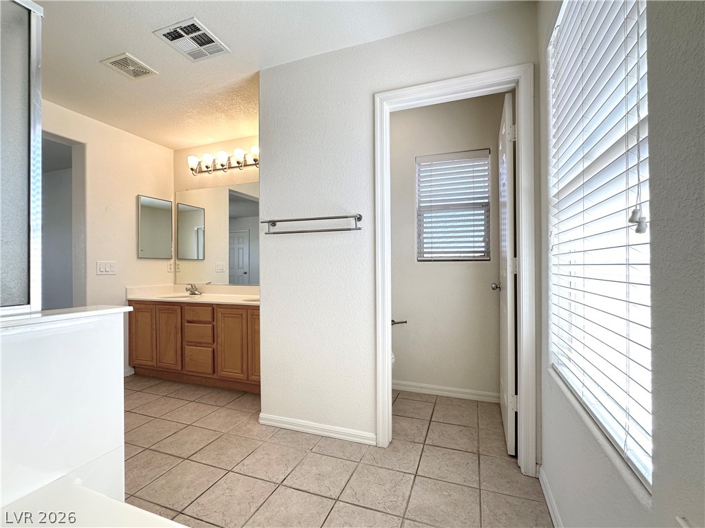 11238 Tribiani Avenue Property Photo 14