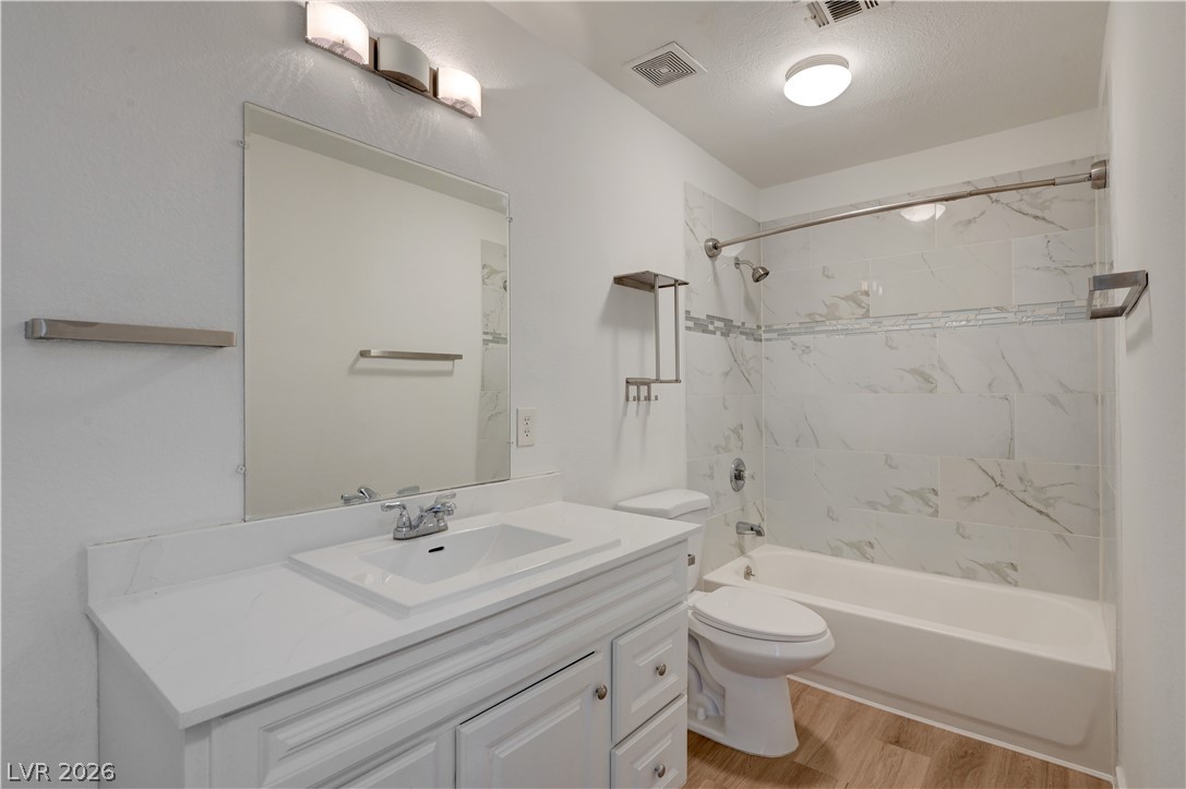 4382 Del Santos Drive Property Photo 12