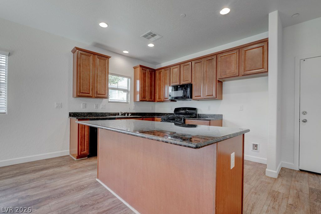 7733 Lively Loom Court Property Photo 5