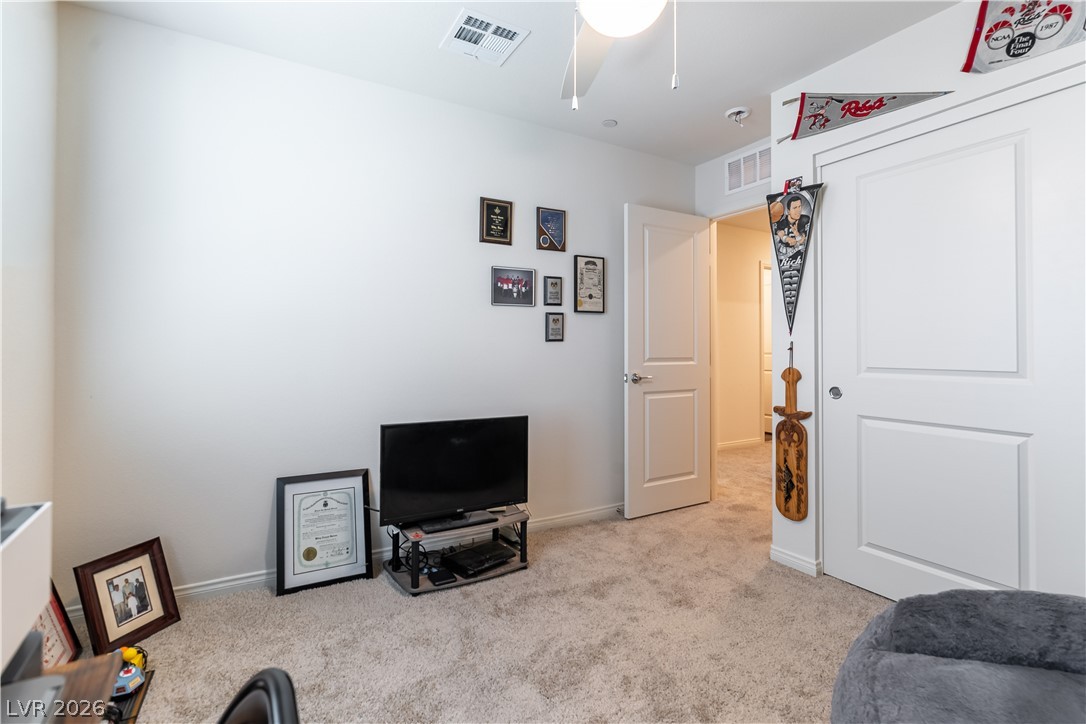 2947 Fire Cracker Red Street Property Photo 16