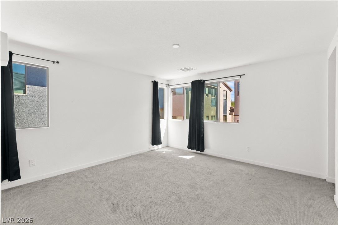 3357 Santa Verdiana Street Property Photo 9