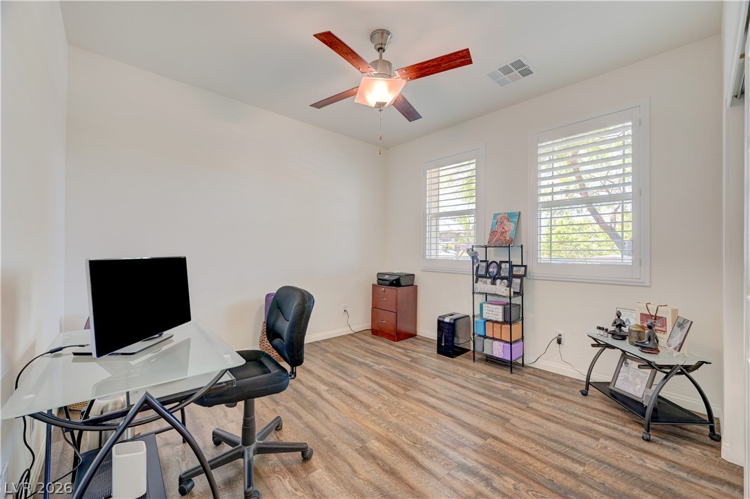 1098 North Water Street Property Photo 21