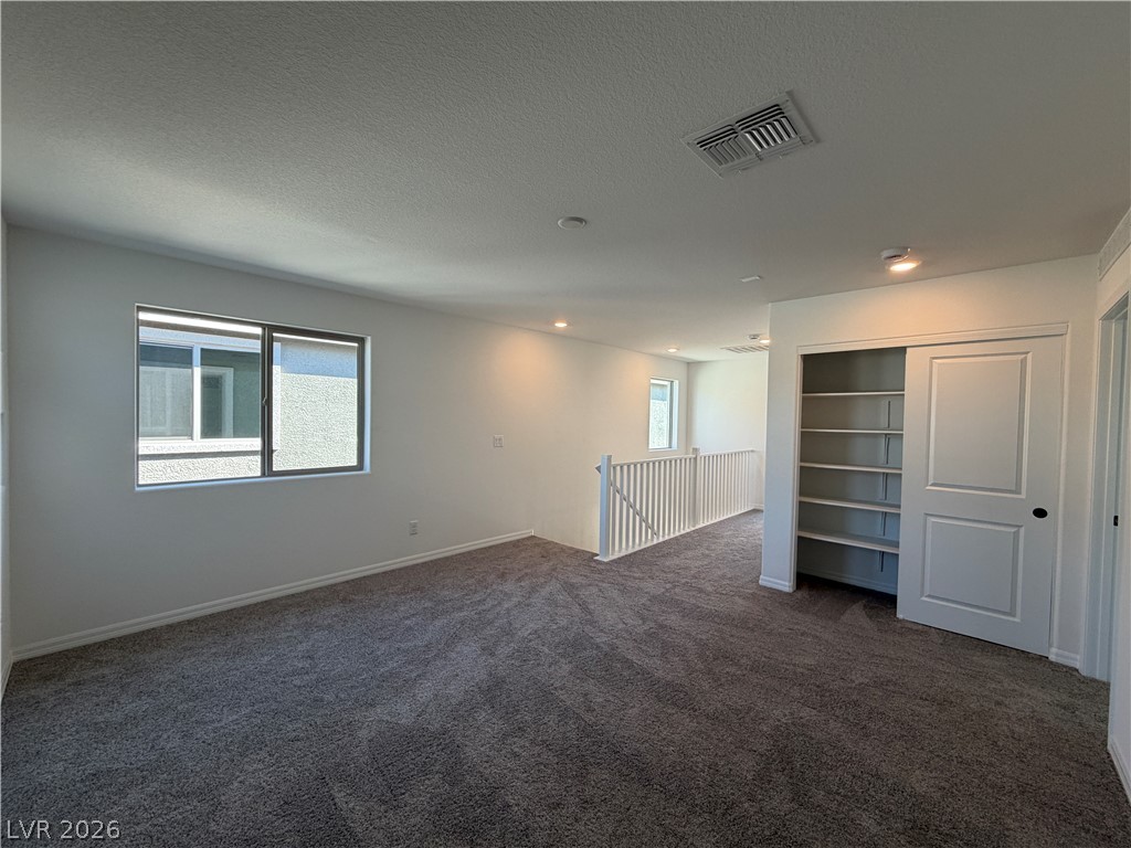 10290 Dallington Street Property Photo 14