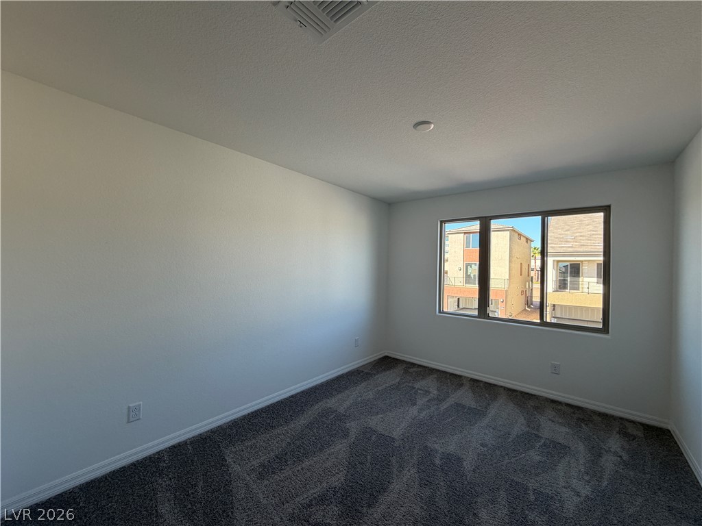 10290 Dallington Street Property Photo 17