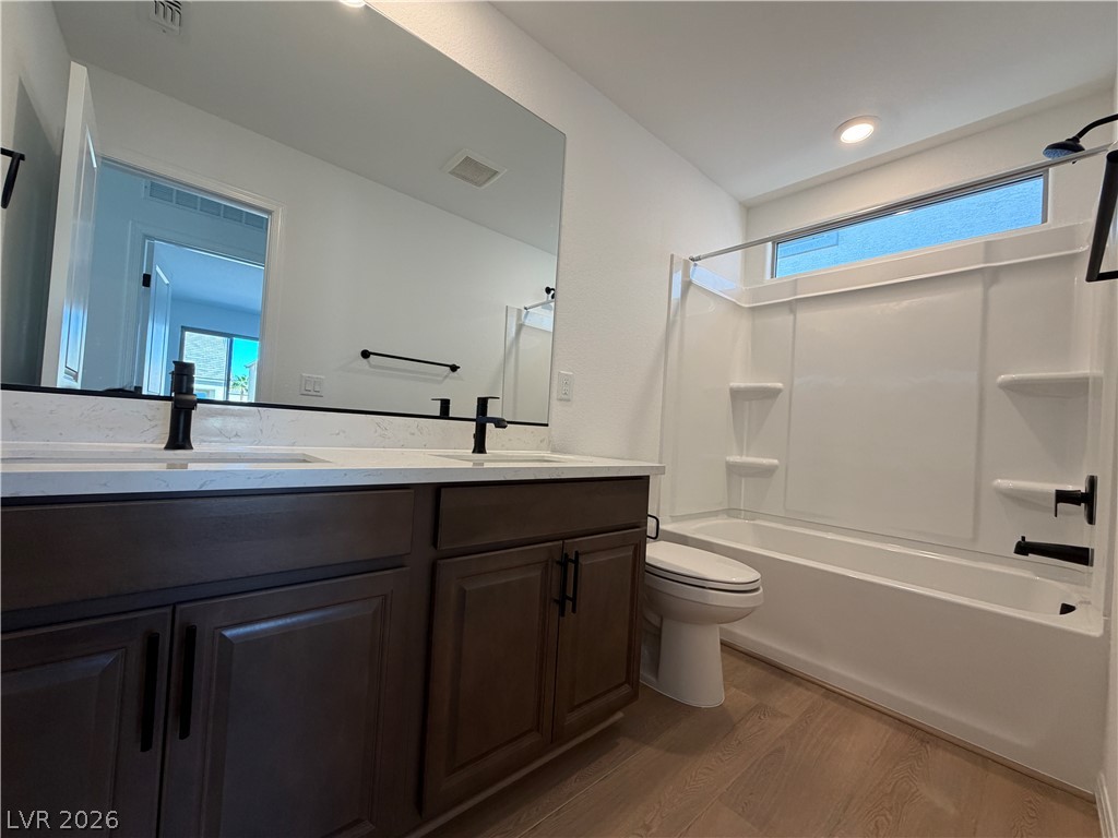 10290 Dallington Street Property Photo 19