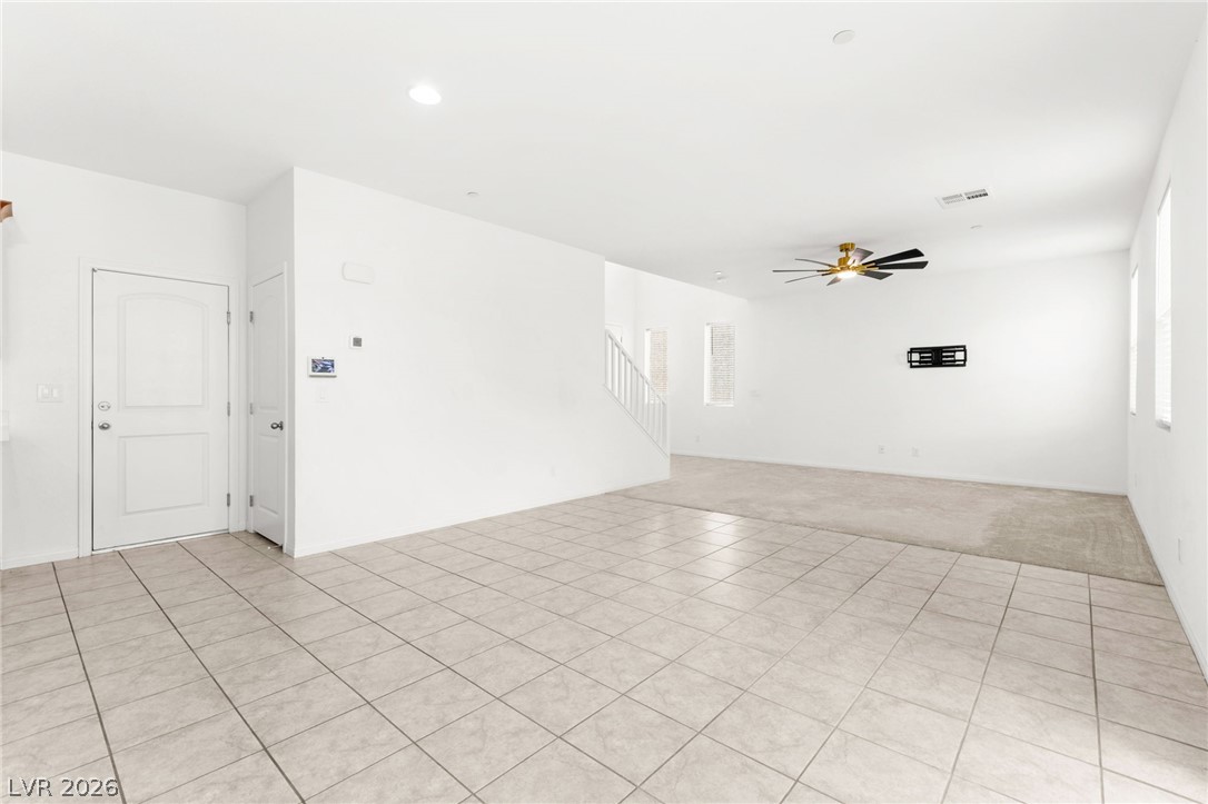 528 Sunny Pointe Street Property Photo 19