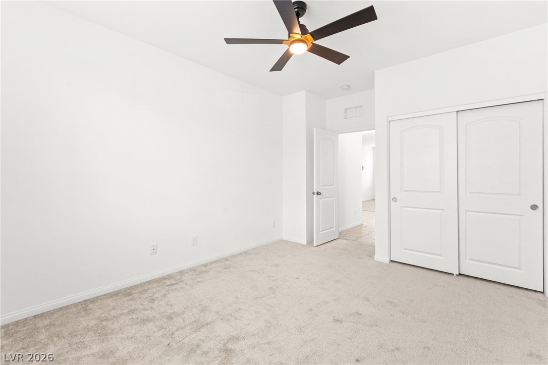 528 Sunny Pointe Street Property Photo 23