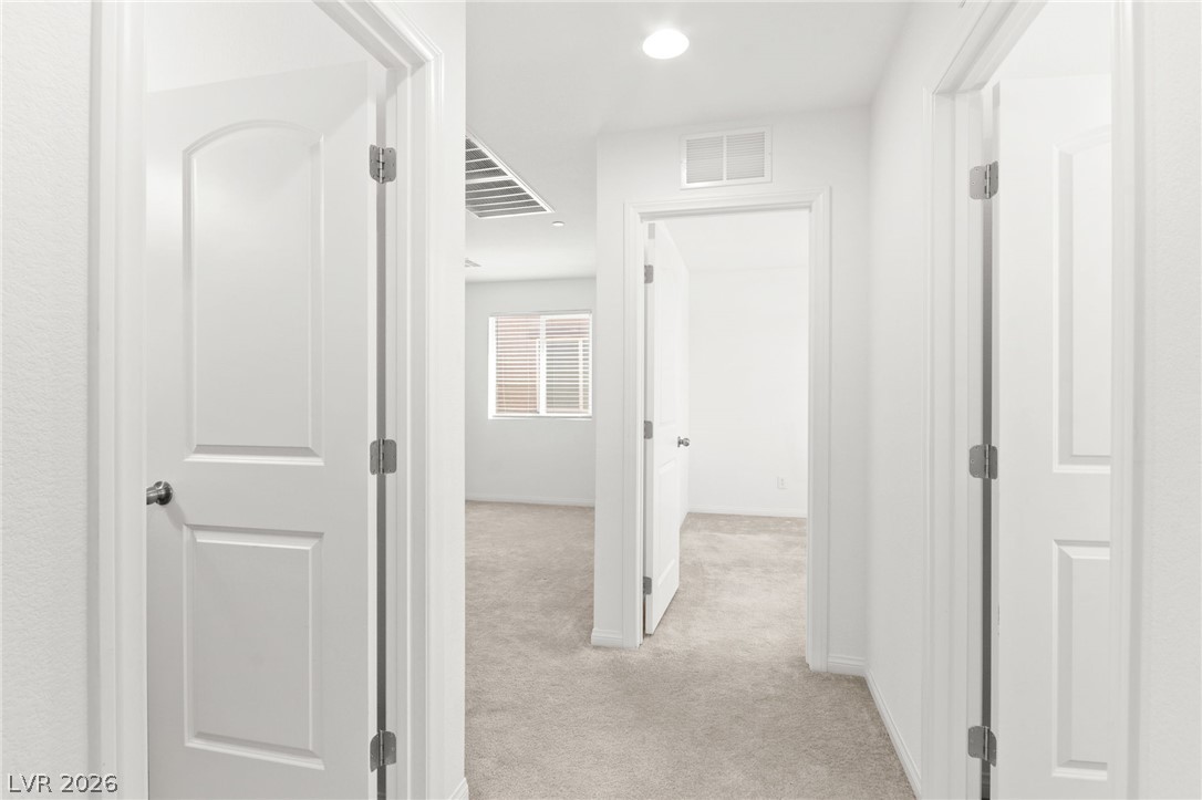 528 Sunny Pointe Street Property Photo 41