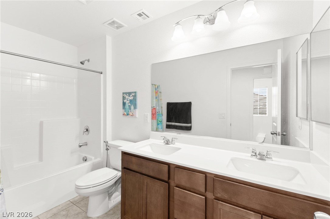 528 Sunny Pointe Street Property Photo 46