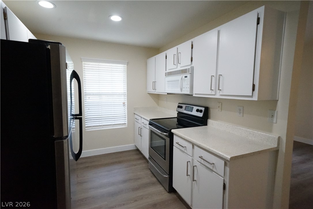 231 West Horizon Ridge Parkway 622 Property Photo 8