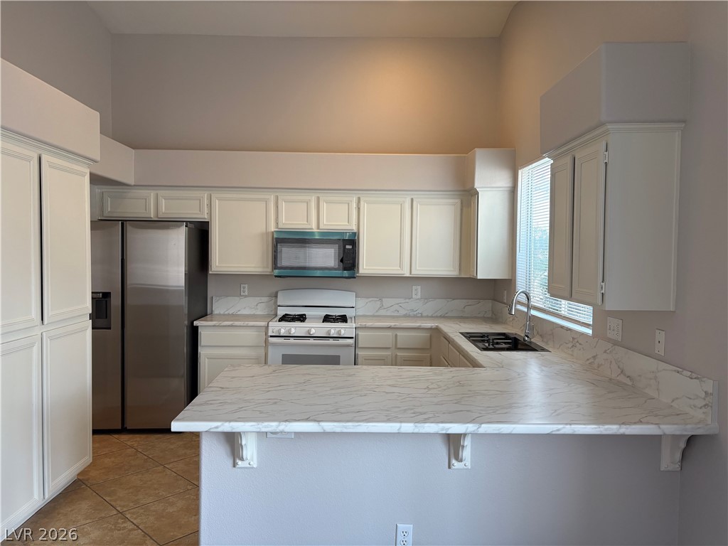 9986 Catalina Canyon Avenue Property Photo 12