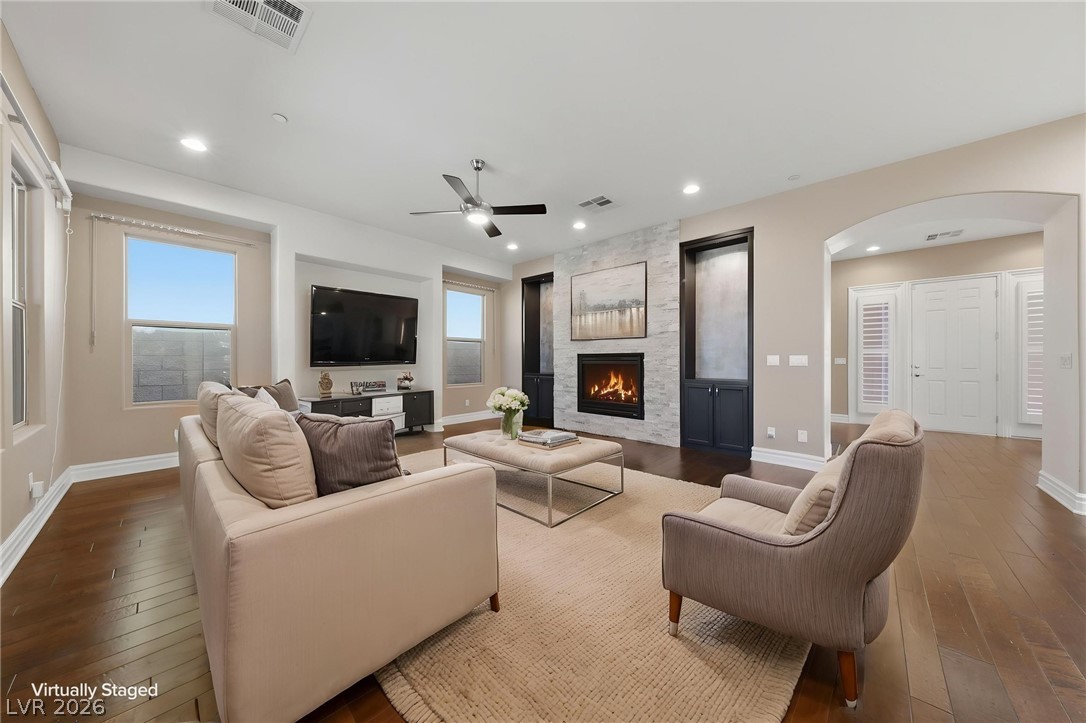 19 Contrada Fiore Drive Property Photo 11