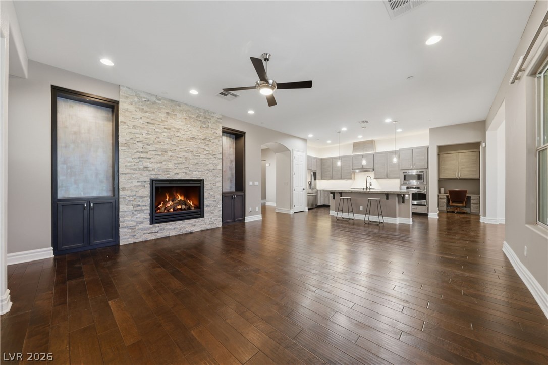 19 Contrada Fiore Drive Property Photo 12