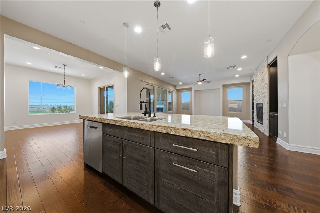 19 Contrada Fiore Drive Property Photo 16