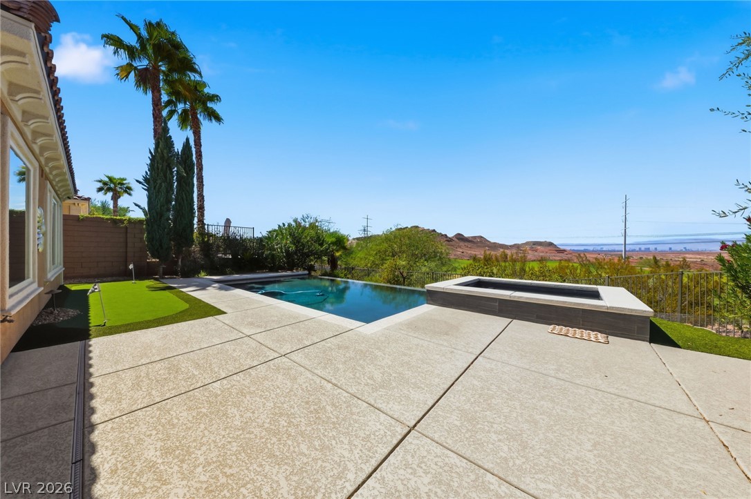 19 Contrada Fiore Drive Property Photo 45