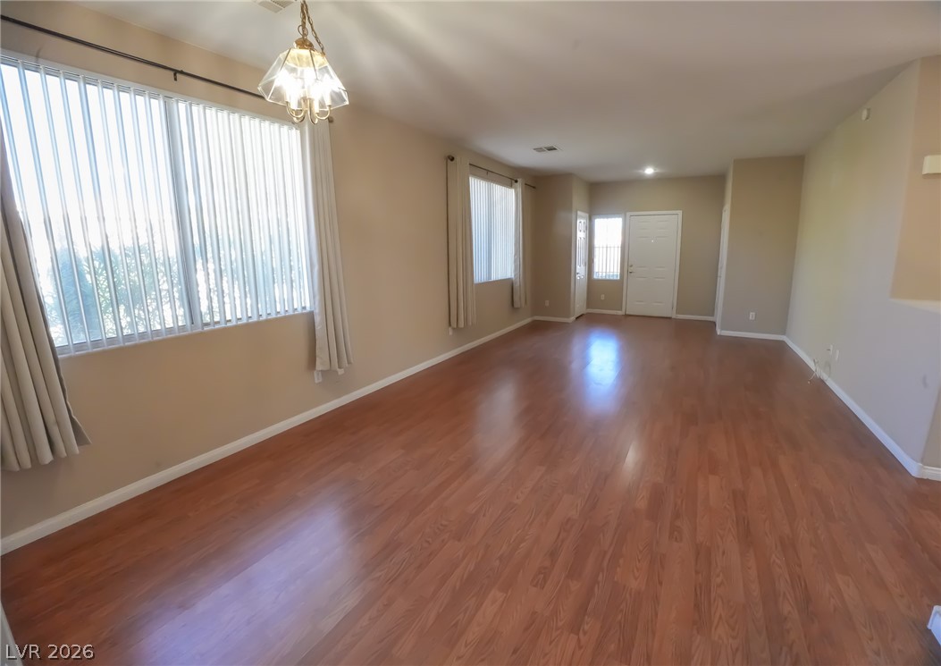 10900 Calistoga Springs Court Property Photo 5