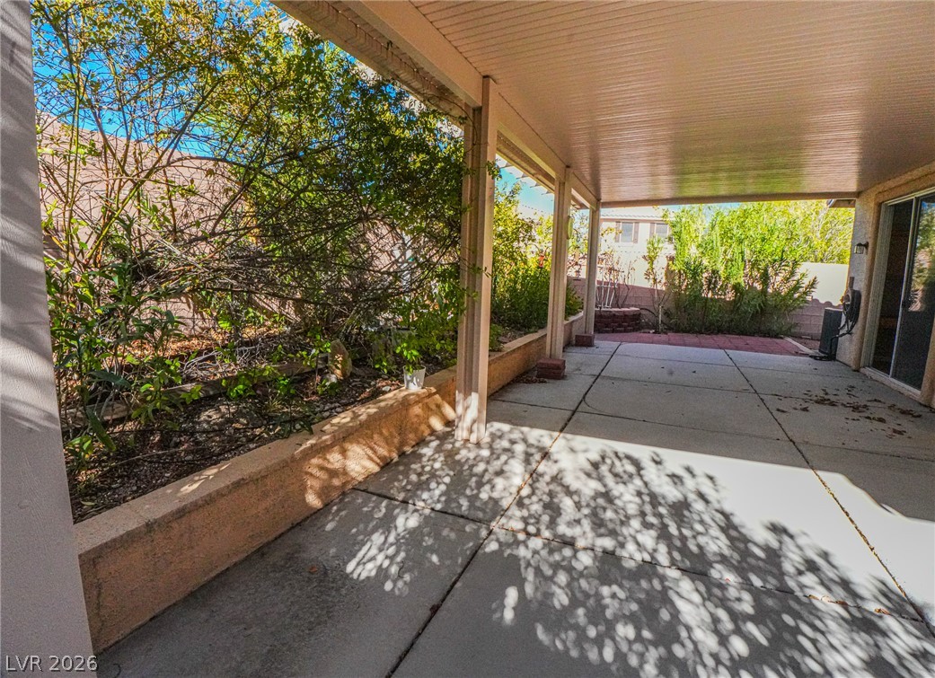 10900 Calistoga Springs Court Property Photo 9