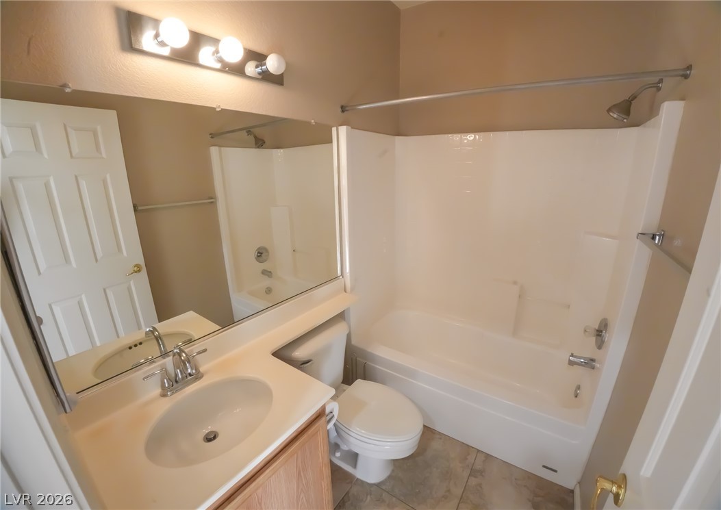 10900 Calistoga Springs Court Property Photo 14