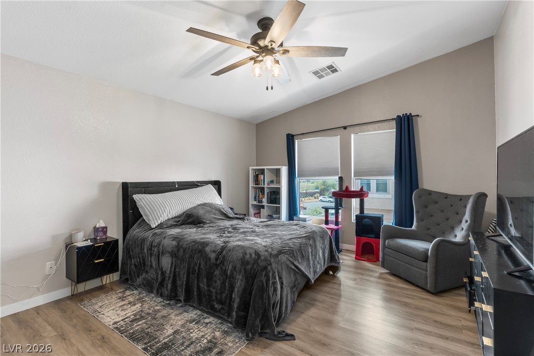 1603 Lefty Garcia Way Property Photo 14