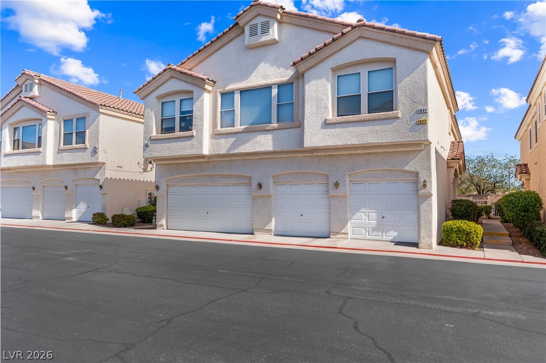1603 Lefty Garcia Way Property Photo 29