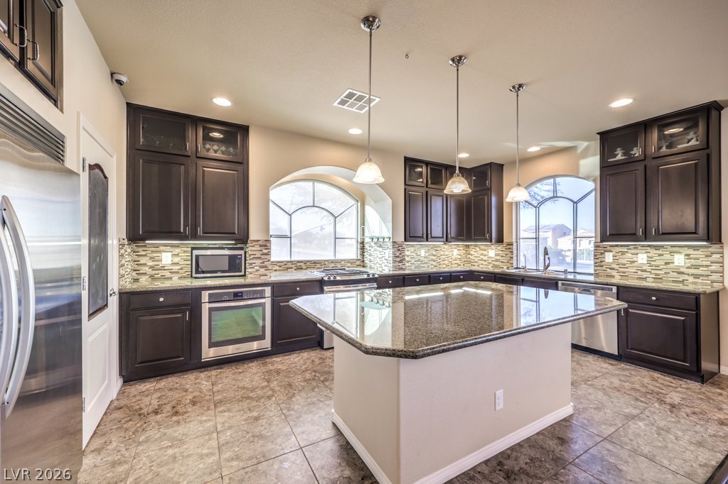 5490 Tulip Hill Avenue Property Photo 13