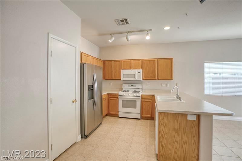 2818127 Property Photo 6