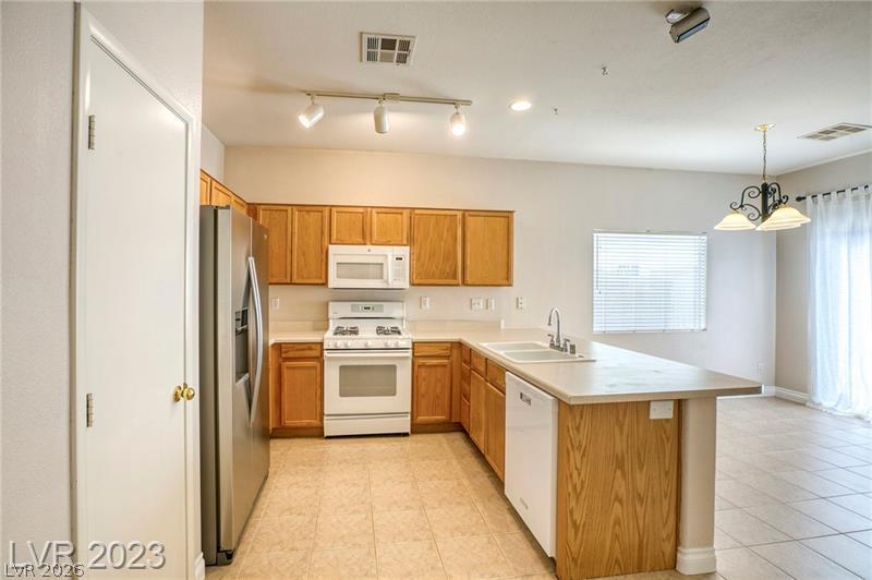 2818127 Property Photo 7
